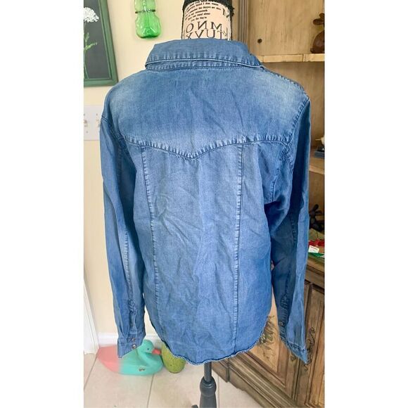 U Collection Denim Button Down Shirt - Picture 2 of 6